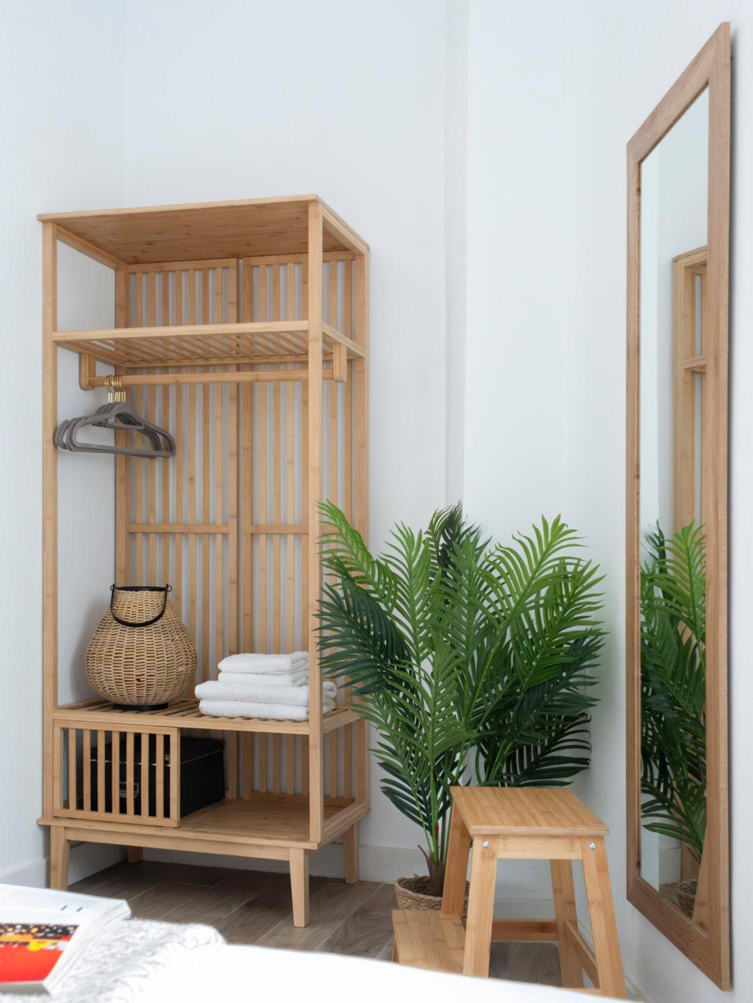 Calma Muralla House-Two Bedrooms & Two Bathrooms Siviglia Esterno foto